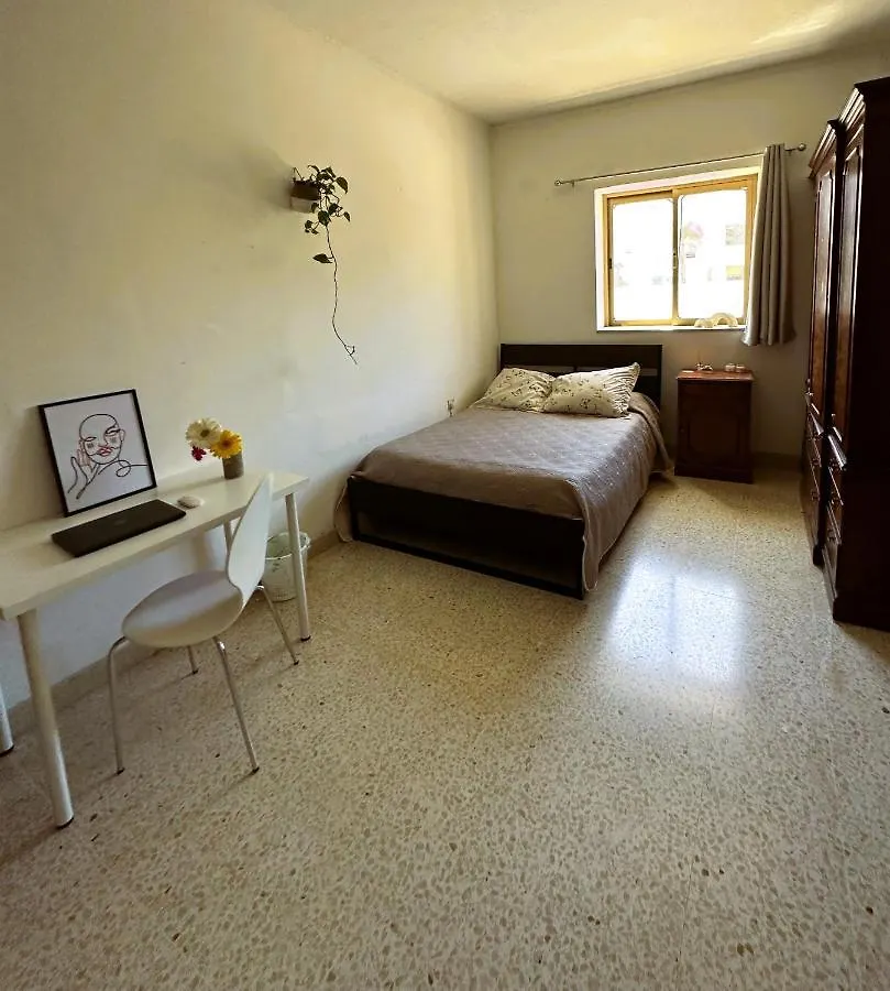 St Julian Rainbow Apartment Saint Julian's Homestay